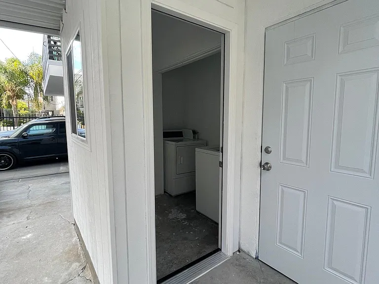1953 Selby Ave #5 — Photo 26