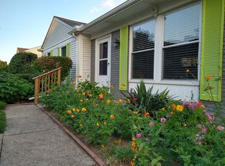 684 Bolinger St, Rochester Hills, MI 48307