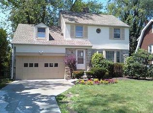 1018 Englewood Rd, Cleveland Heights, OH 44121