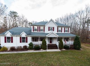 19 Amanda Ln, Howell, NJ 07731