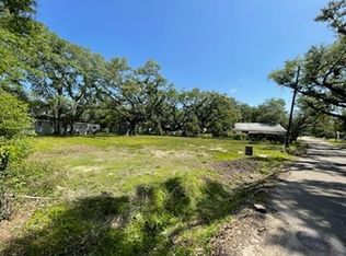 278 E McClellan St, Ponchatoula, LA 70454