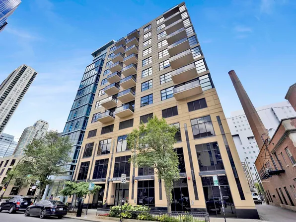 101 W Superior St APT 1202, Chicago, IL 60654