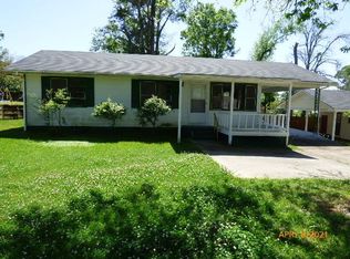 404 Brooklyn Dr, Natchez, MS 39120