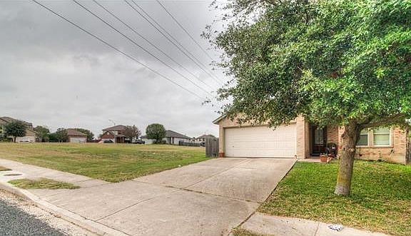 4th image of 1306 Deerhound Pl