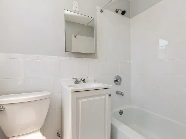41-32 53rd St #7 — Photo 5