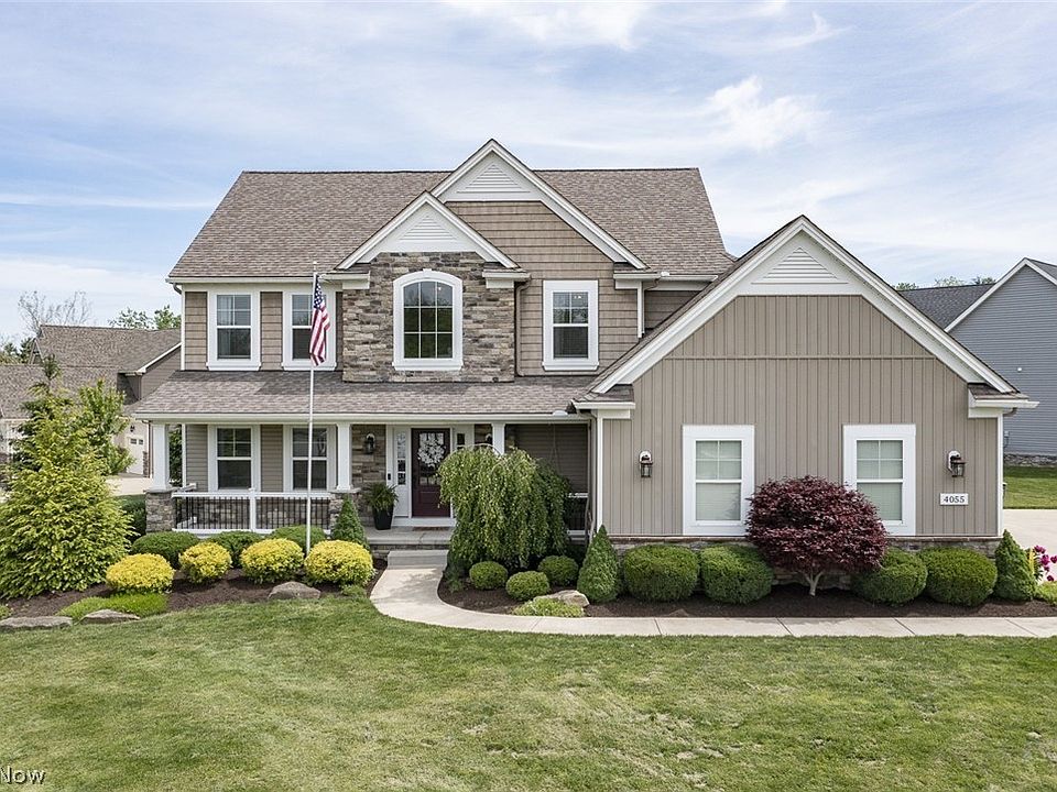 1st image of 4055 Deer Lake Dr
