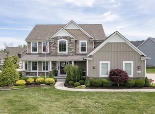 4055 Deer Lake Dr, Medina, OH 44256