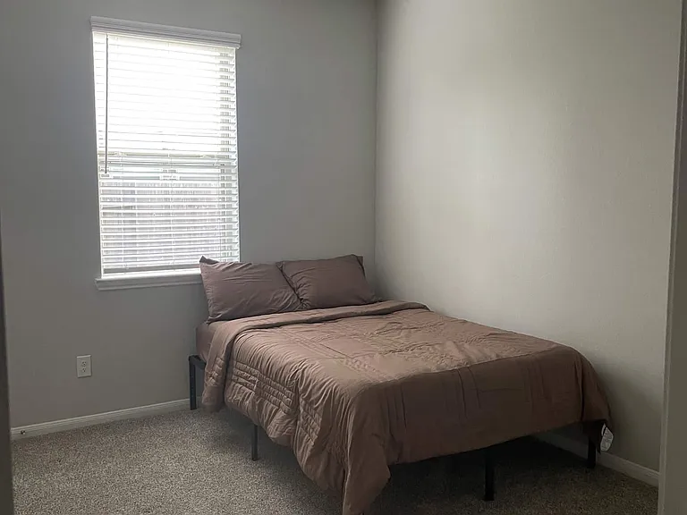 1807 Oakdale Mist Dr — Photo 24