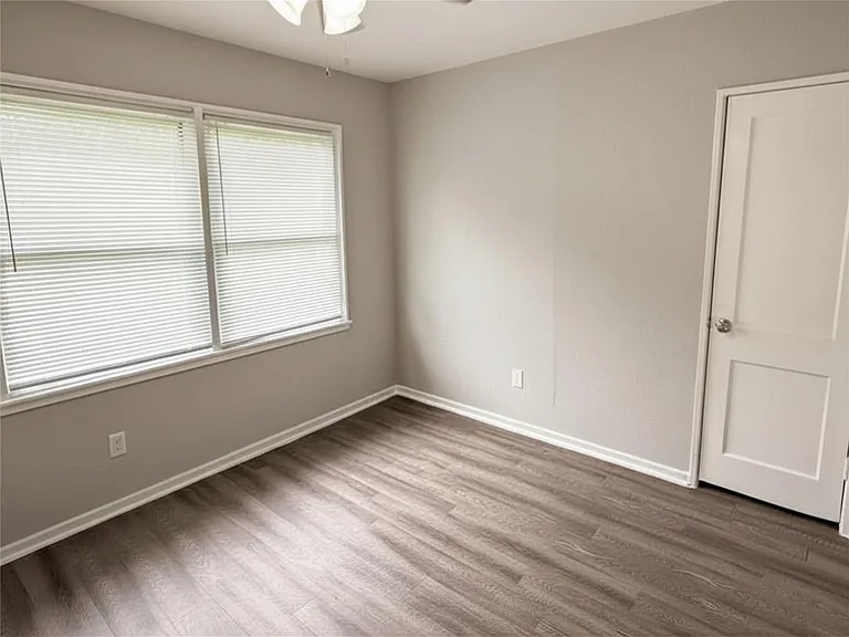 5222 Northridge Dr — Photo 11