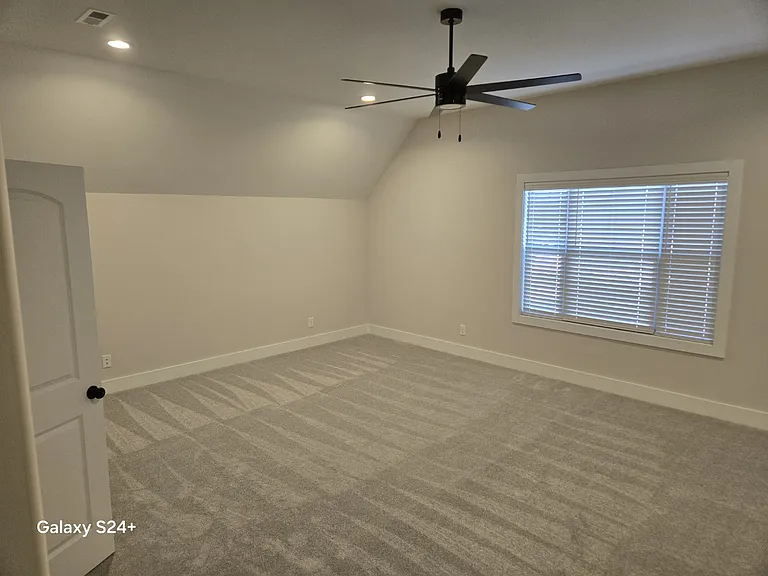 1147 Forsythia Trce — Photo 5