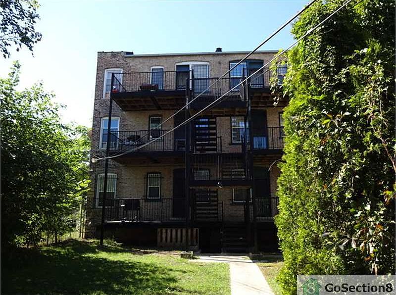 2nd image of 4735 S Saint Lawrence Ave APT 1