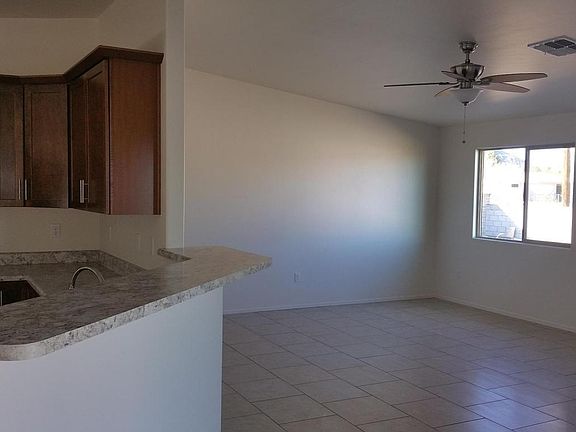 3rd image of 2602 W Solano Cir