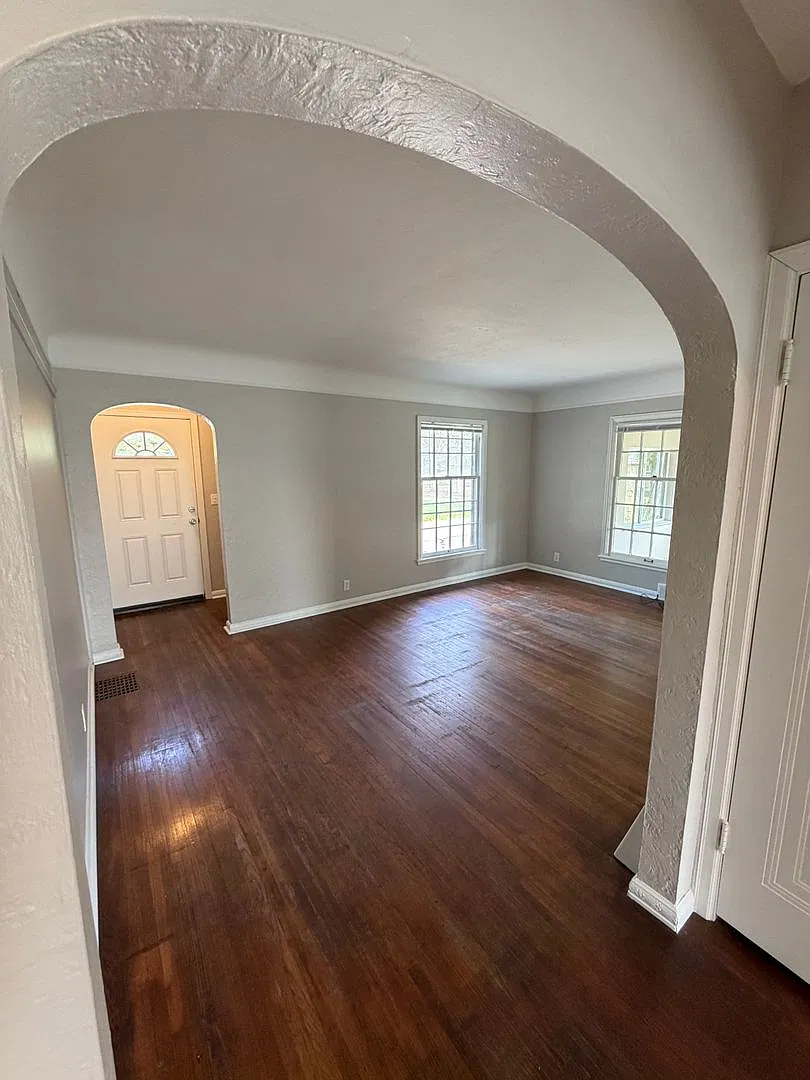 Spacious 3-Bedroom Home with Garage + Large Yard | 1 Month FREE — Photo 2
