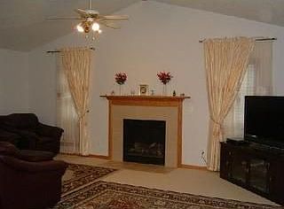 1st image of 488 Coventry Cres
