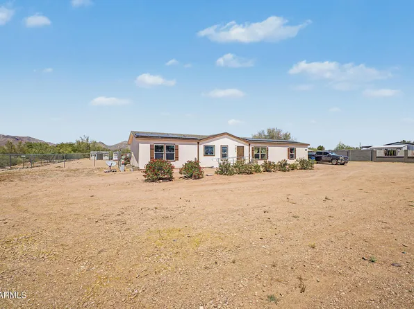 2576 W TEPEE Street, Apache Junction, AZ 85120