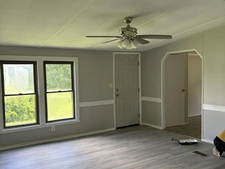 2169 Hatcher Rd — Photo 2