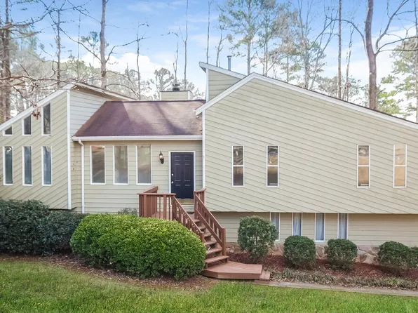 317 Lake Forest Dr, Acworth, GA 30102