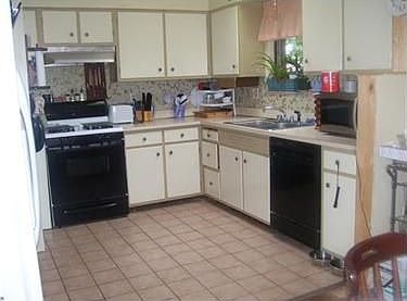 4th image of 705 Sherwood Cir