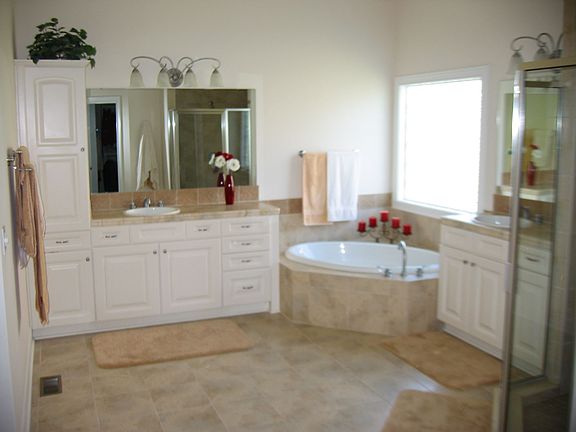 5th image of 8063 Heyward Dr