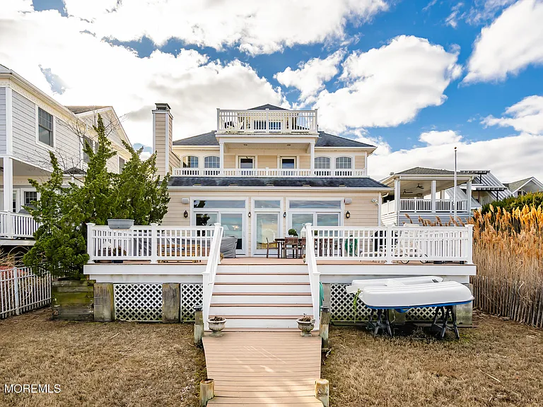 38 Ocean Ave — Photo 2