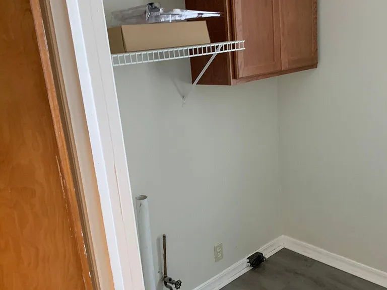 310 W Delaware Ave — Photo 12