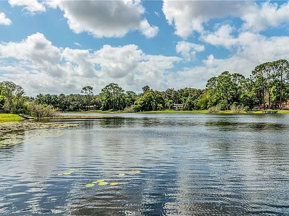 2nd image of 24 Lake Ruby Dr