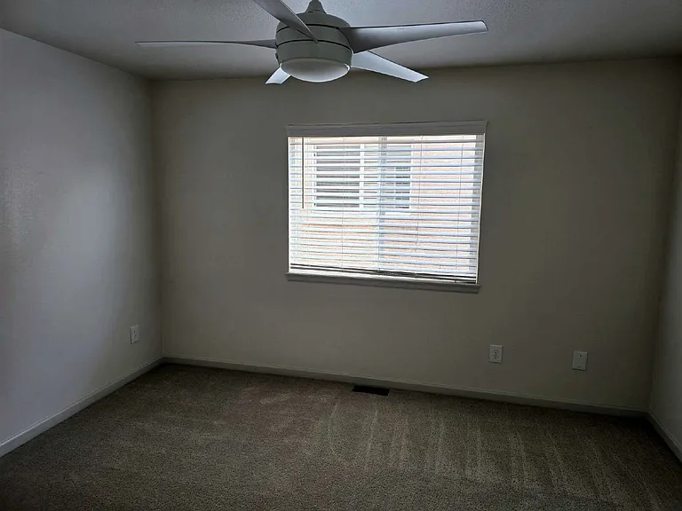 6425 Gilmore Grv — Photo 17