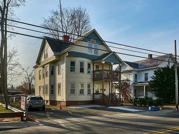 78 Pleasant St, Easthampton, MA 01027