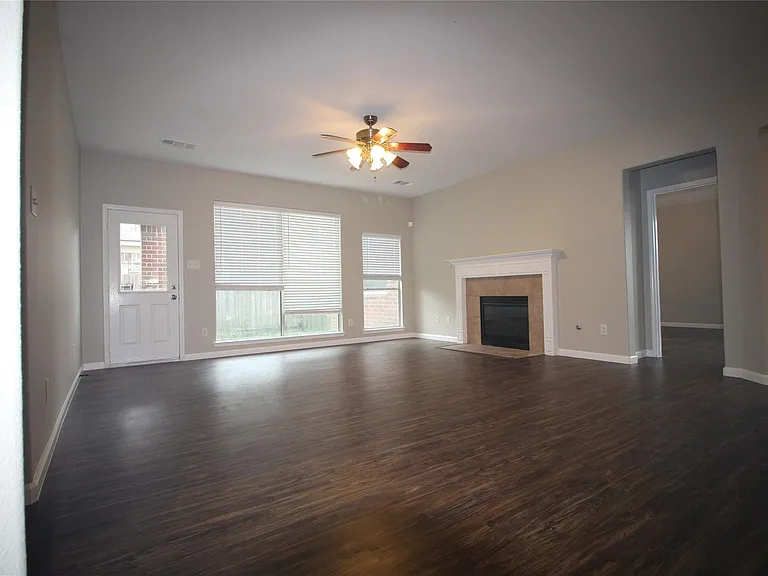 16730 Town Glade Dr — Photo 7