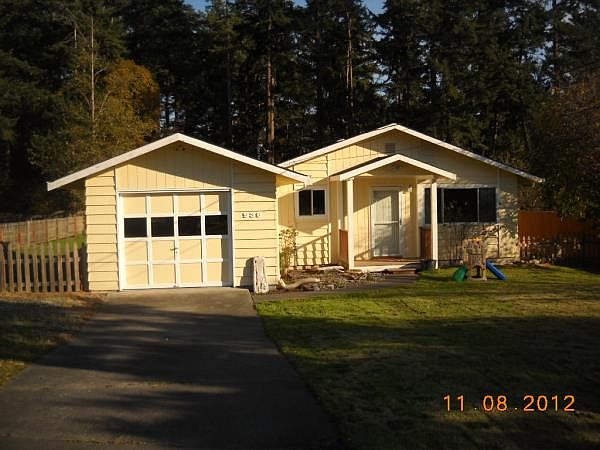 1st image of 938 Burroughs Ave