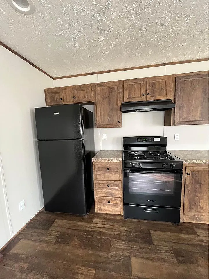 2 bed, 864 sqft, $1,269 — Photo 4