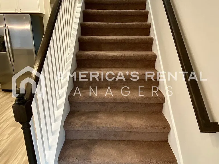 255 Creek Run Way — Photo 8