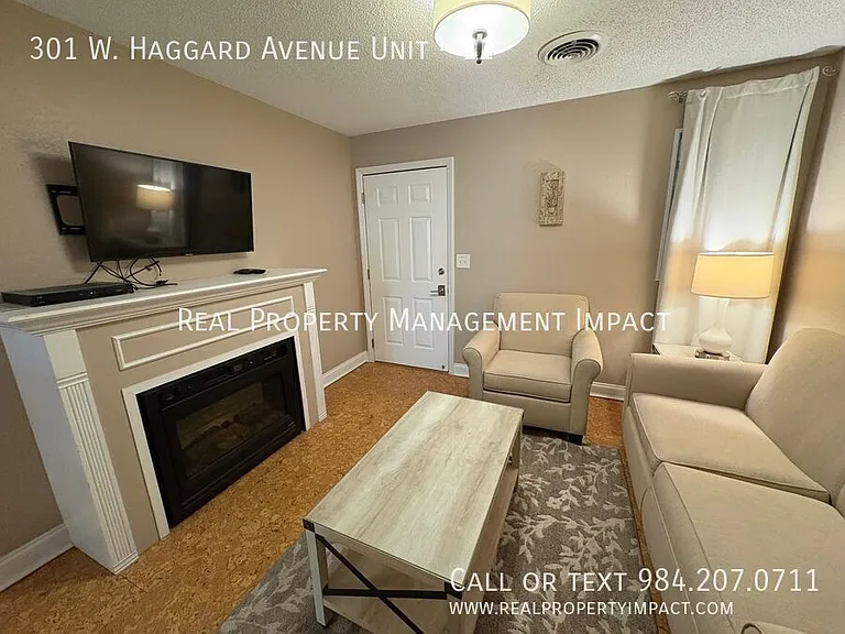 301 W Haggard Ave #11 — Photo 5