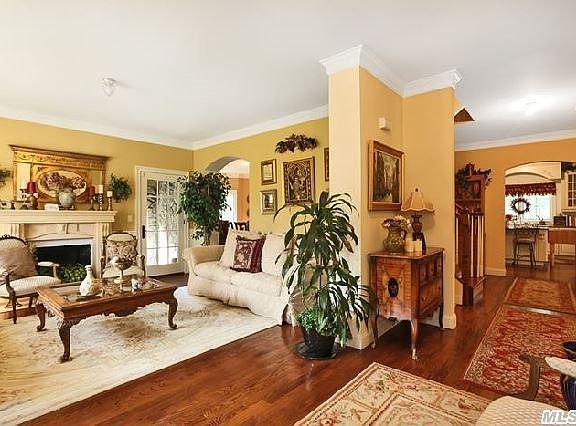 4th image of 3 Arbor Ln