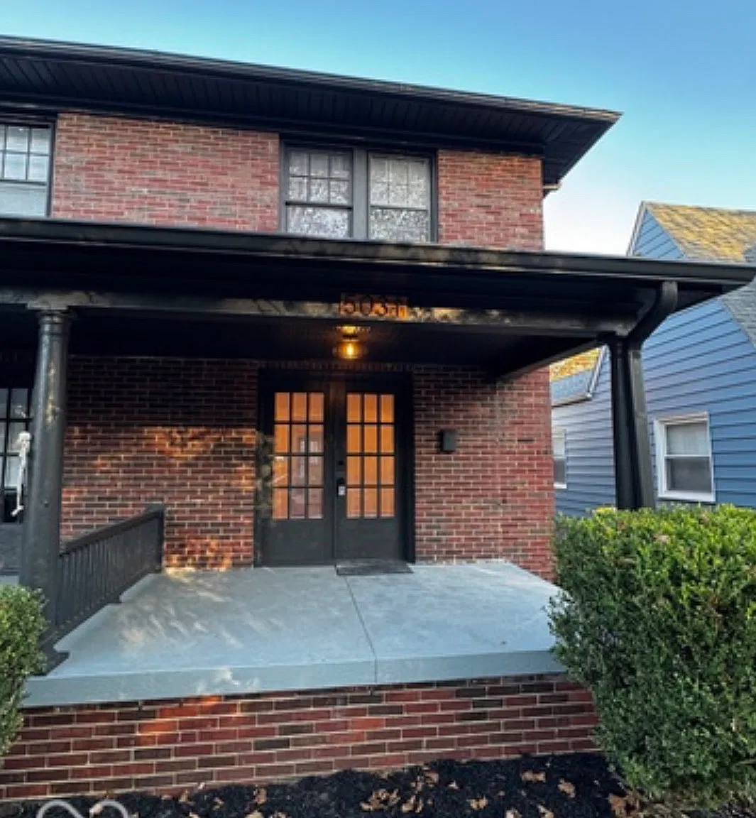 2 bed, 1.5 bath, 1148 sqft, $1,500 — Photo 1