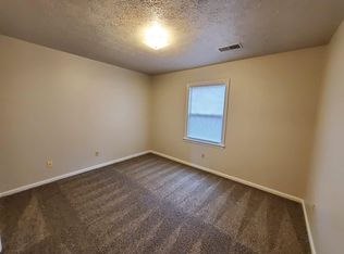 437 Lenney Dr APT B, Lexington, KY 40517