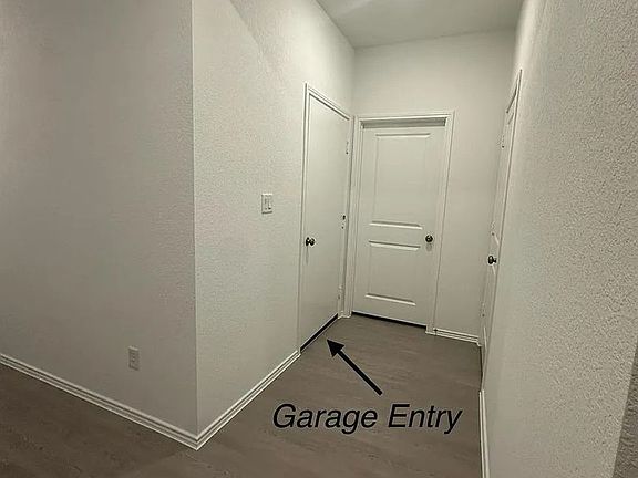 5th image of 1320 Pickerel St