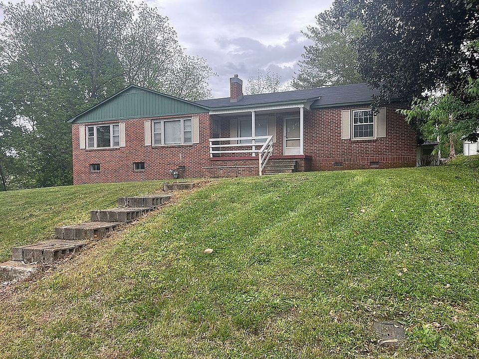 1st image of 3212 E 12th Ave