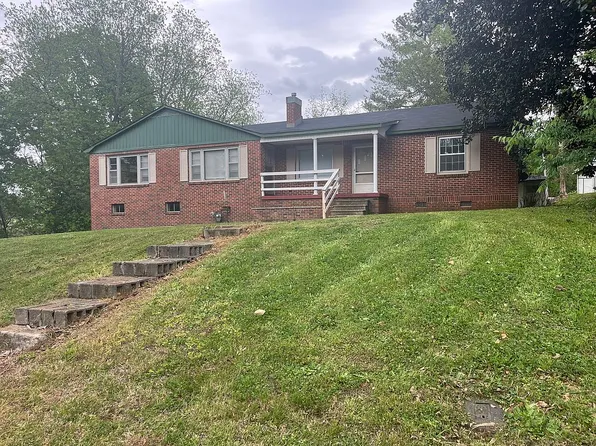 3212 E 12th Ave, Sheffield, AL 35660