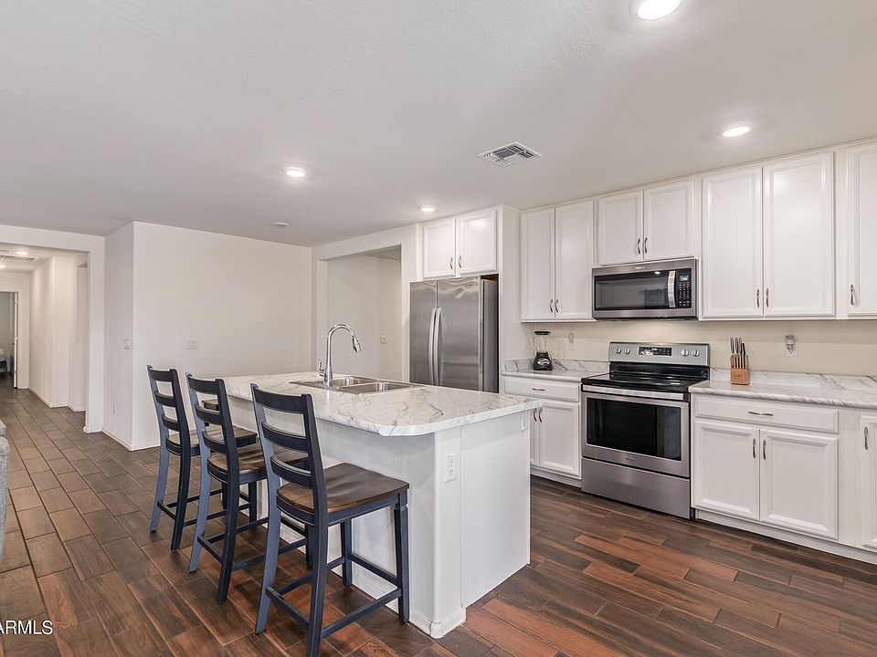 1st image of 1542 E ST CATHERINE Avenue