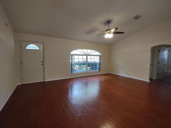 3rd image of 8919 N Mendoza Way