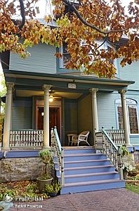 2nd image of 4325 N Kenmore Ave