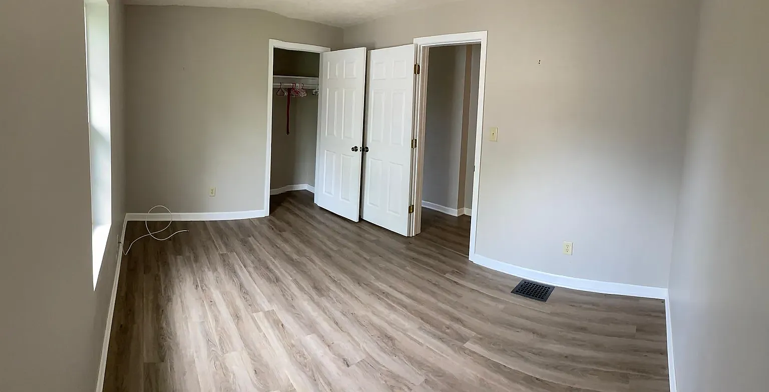 3 bed, 1.5 bath, 1400 sqft, $1,490 — Photo 3