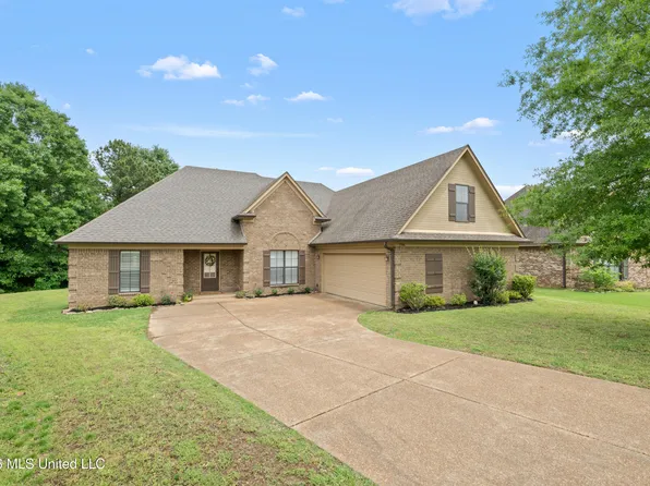 1586 McKenas Way Cv, Hernando, MS 38632
