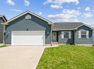 2095 Beryl St, Marion, IA 52302