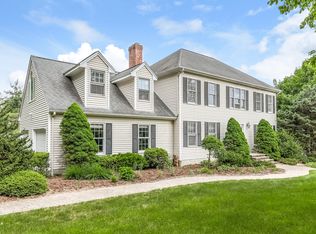 57 Autumn Ridge Rd, Guilford, CT 06437