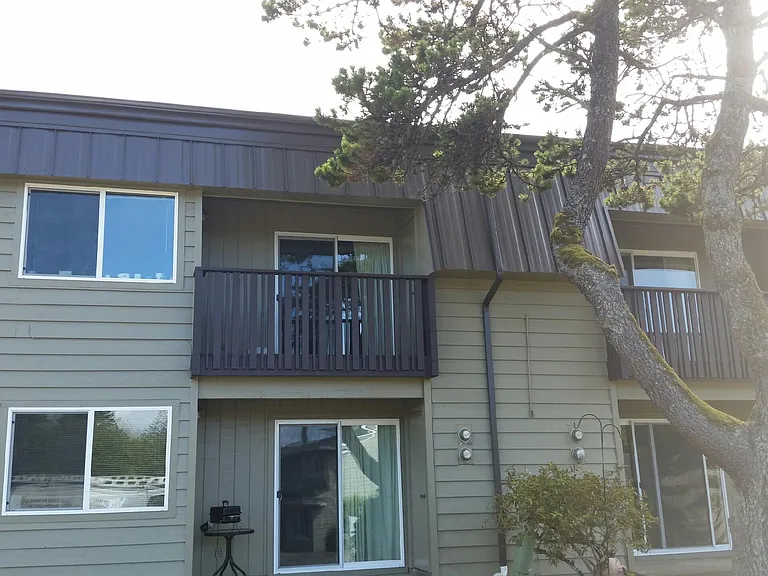 2171 NW Mast Placeapt #B — Photo 15
