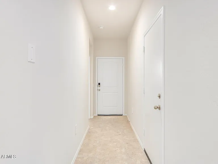 1810 W Pinkley Ave — Photo 4
