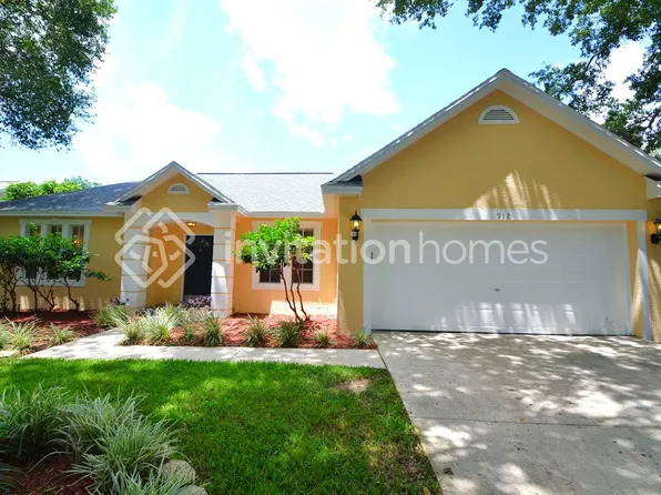 912 Wicketrun Dr, Brandon, FL 33510