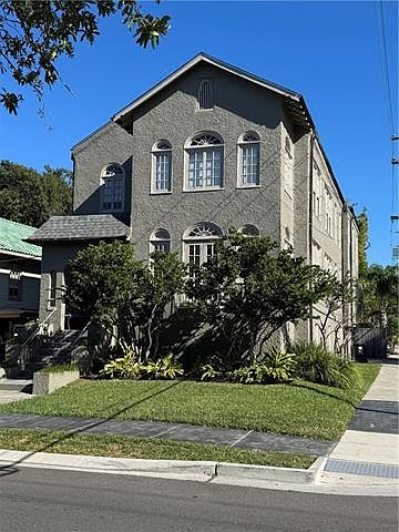 1st image of 2701 Octavia St